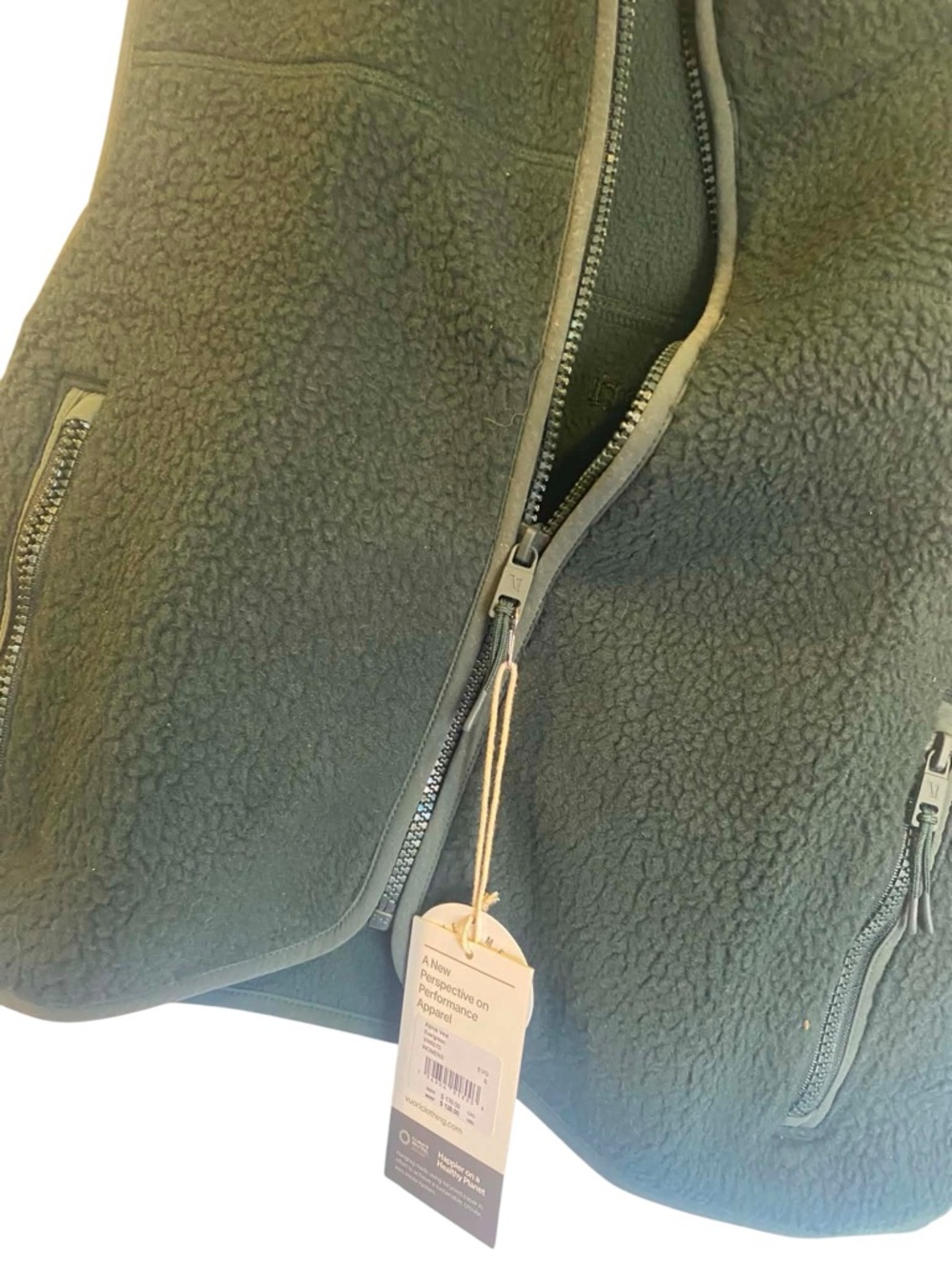 94. NWT Vuori Clothing alpine vest EVERGREEN Size S - Picture 3 of 4
